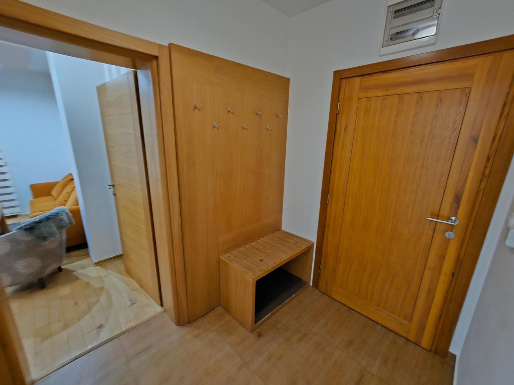 יהורינה Apartments Rapid מראה חיצוני תמונה