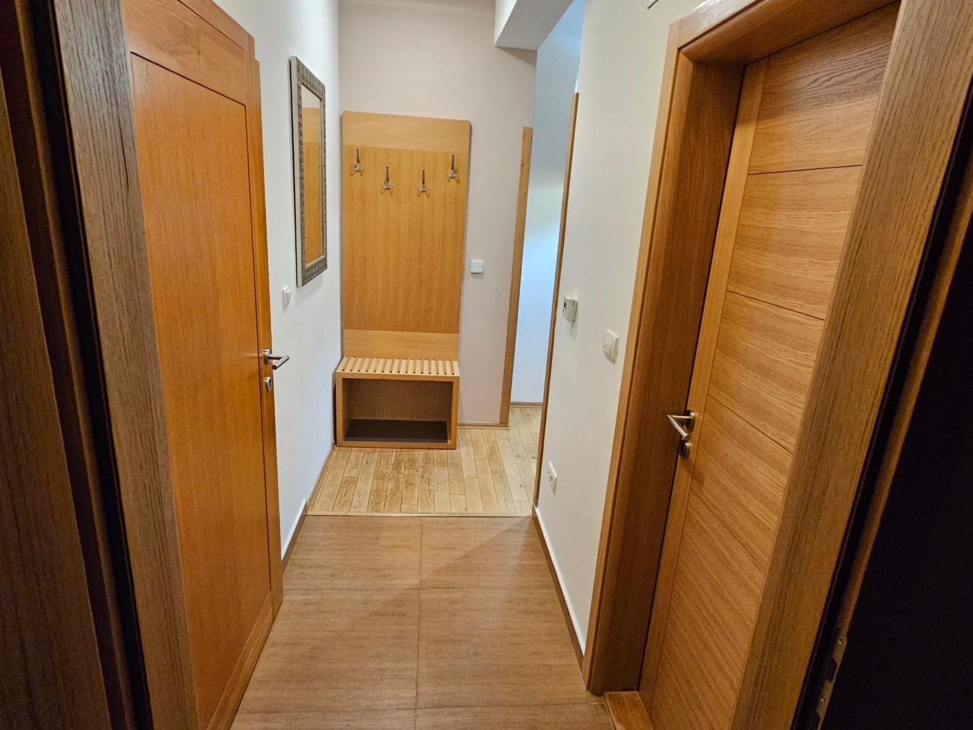 יהורינה Apartments Rapid מראה חיצוני תמונה