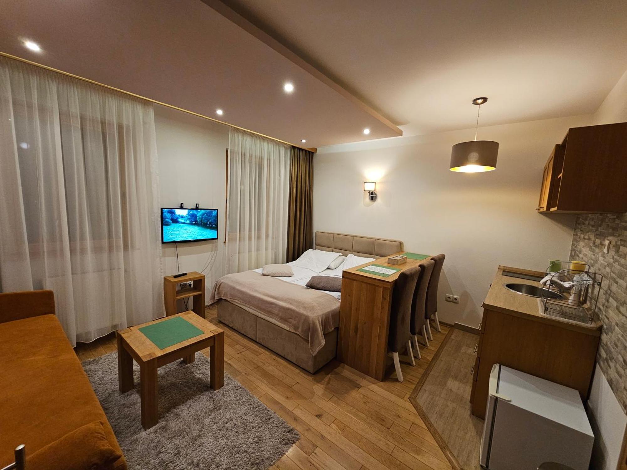 יהורינה Apartments Rapid מראה חיצוני תמונה