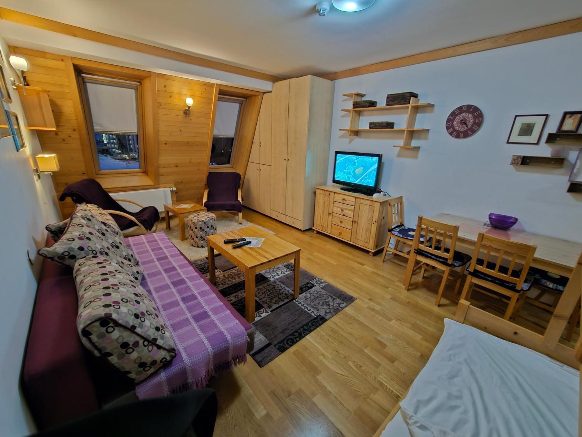 יהורינה Apartments Rapid מראה חיצוני תמונה
